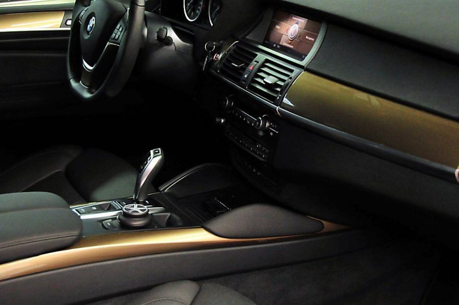  BMW X6 Falcon by AC Schnitzer 2008 года  (фото 13 из 16)